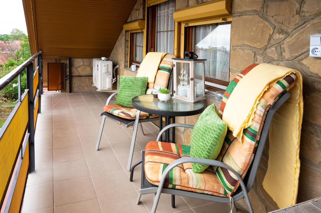 קסזטלי Pelsoart Apartments מראה חיצוני תמונה