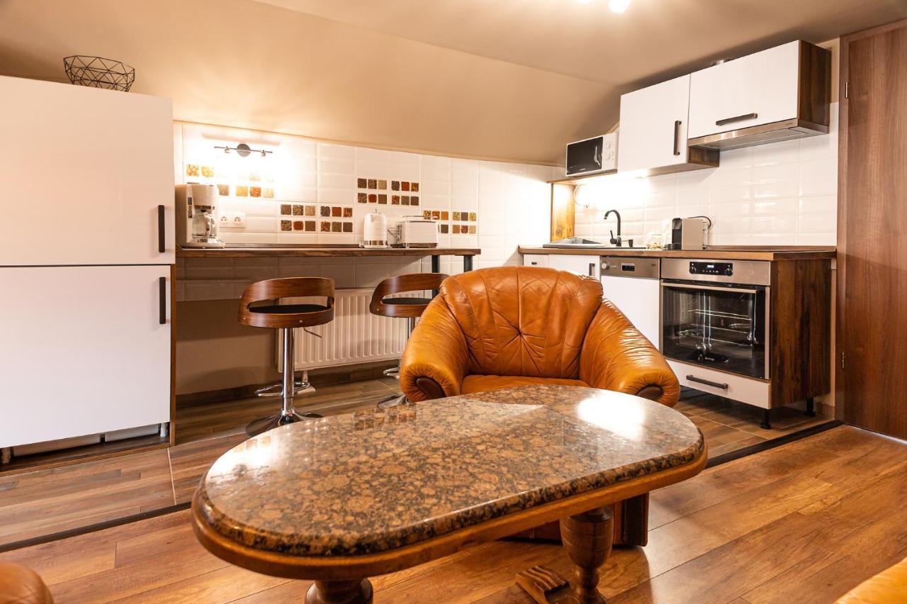 קסזטלי Pelsoart Apartments מראה חיצוני תמונה
