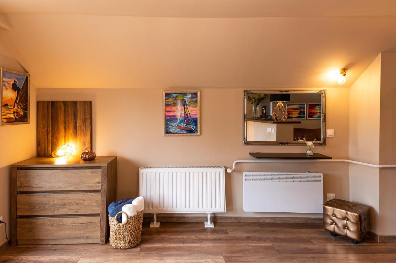 קסזטלי Pelsoart Apartments מראה חיצוני תמונה