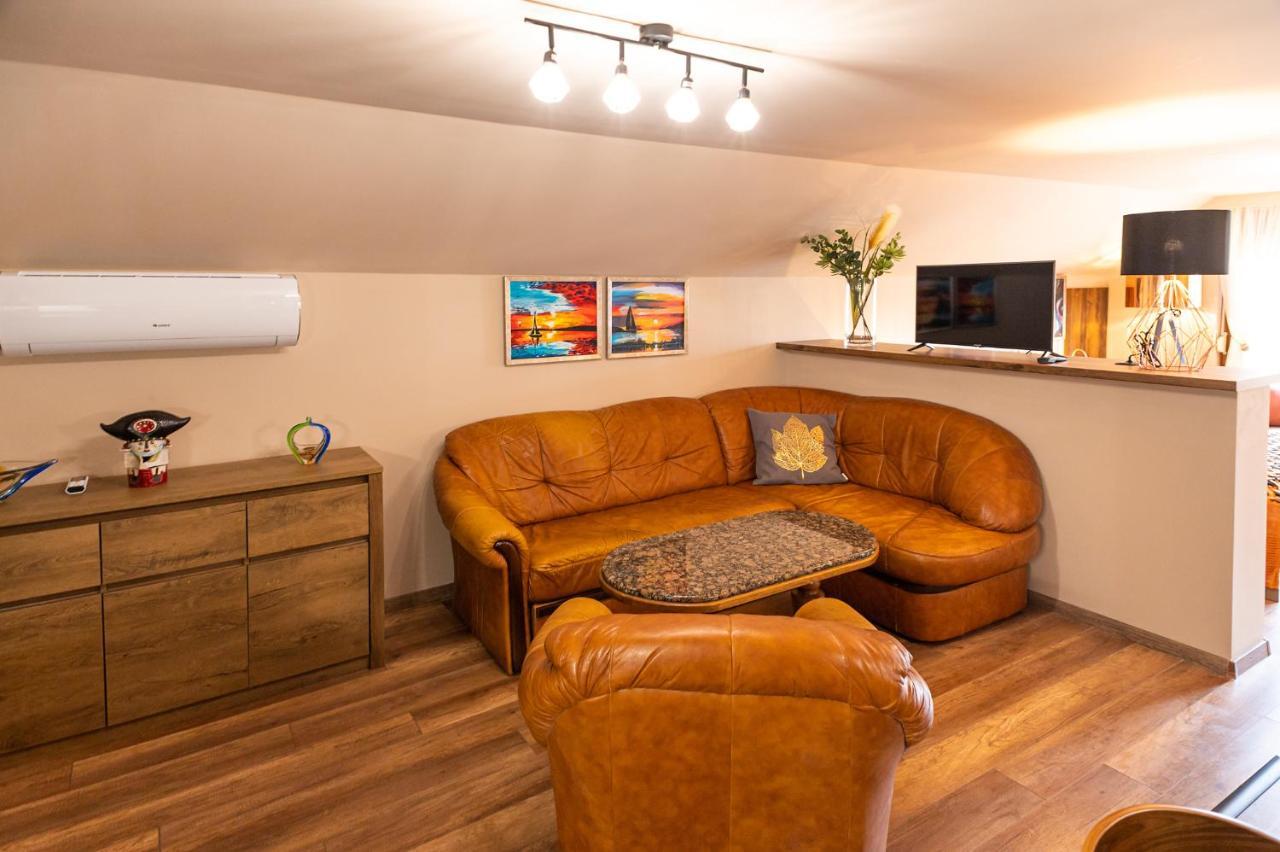 קסזטלי Pelsoart Apartments מראה חיצוני תמונה