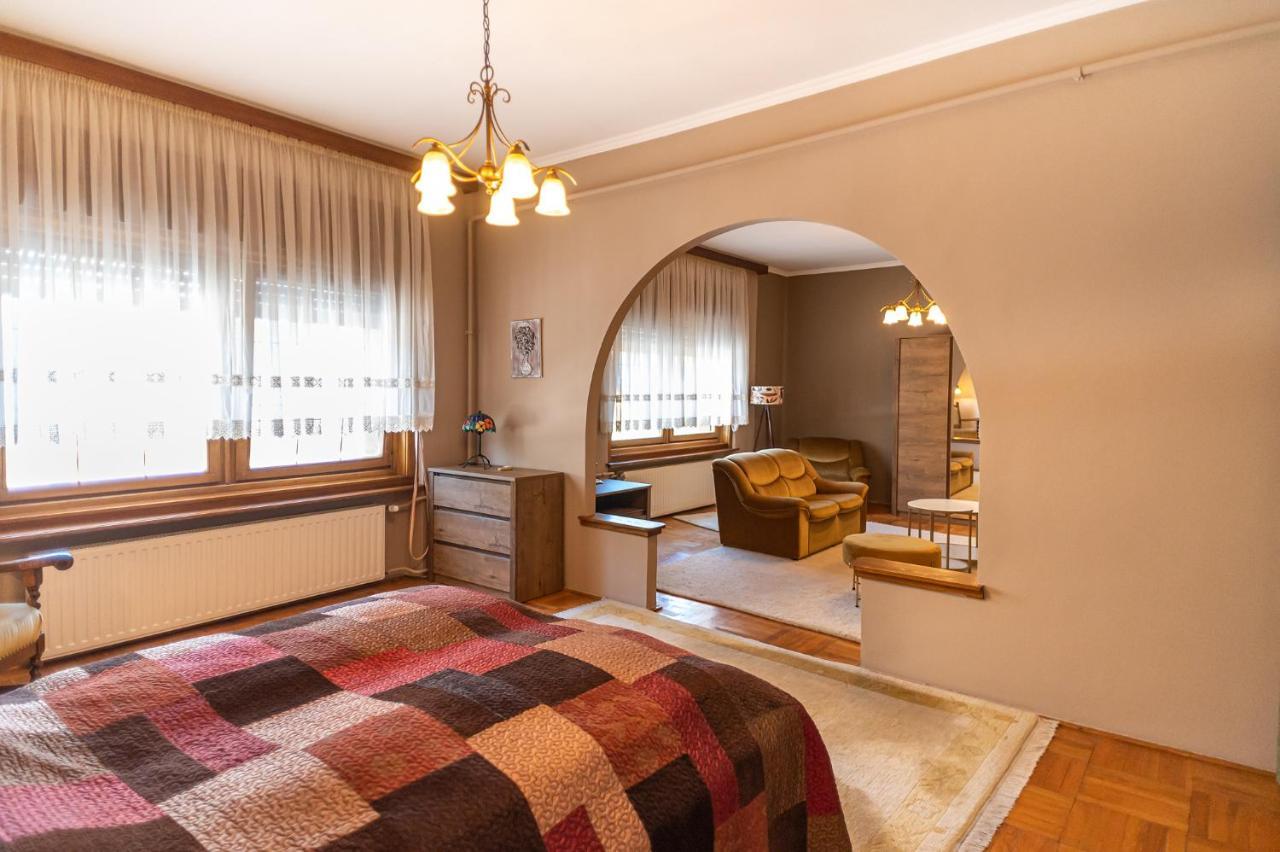 קסזטלי Pelsoart Apartments מראה חיצוני תמונה